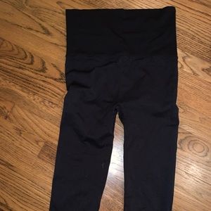 Young USA yoga leggings - black (M)